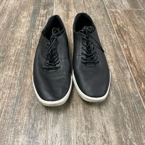 Only worn once!  Black ECCO women’s leather sneakers